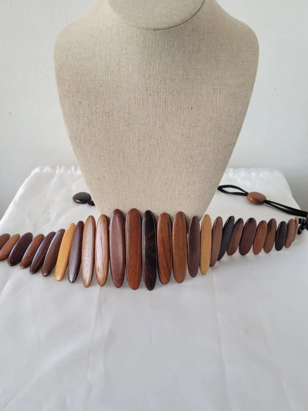 Vintage Handcrafted Wooden Bead Waist Belt / Statement Necklace Adjustable 27